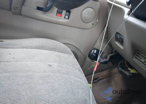 1998 Chevrolet Astro из США, поврежденный, VIN 1GNEL19W2WB172044